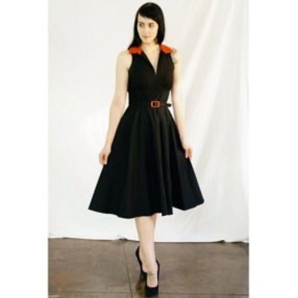 Stop Staring Black Midi Dress with Red Collar Accents